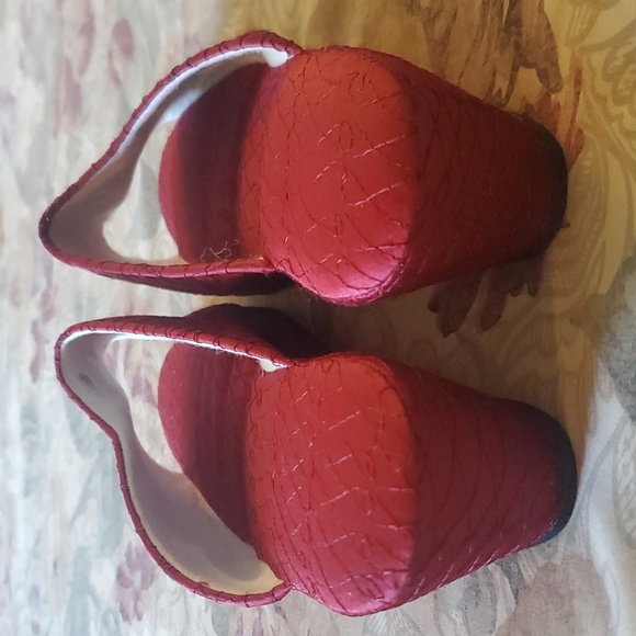 Brand new slippers for woman dressy - Picture 3 of 7